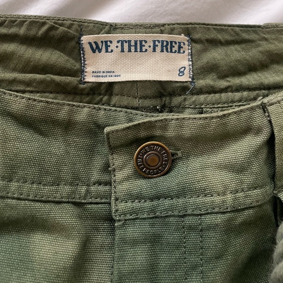 NWOT We The Free Electric Sands Green Embroidered Pants Size 8 - Picture 3 of 6